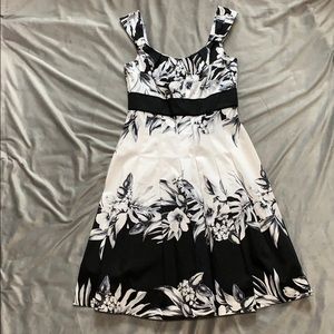 White House Black Market Fit & Flare Dress